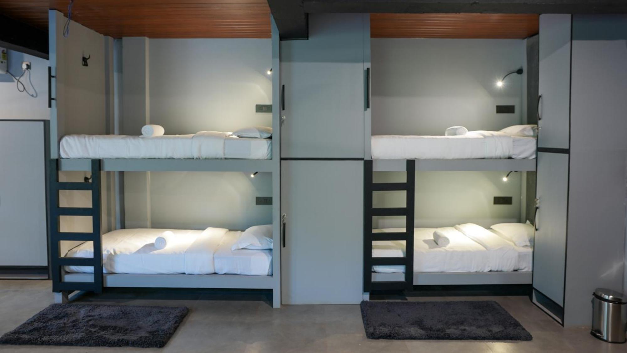 Hostel Sort By , *