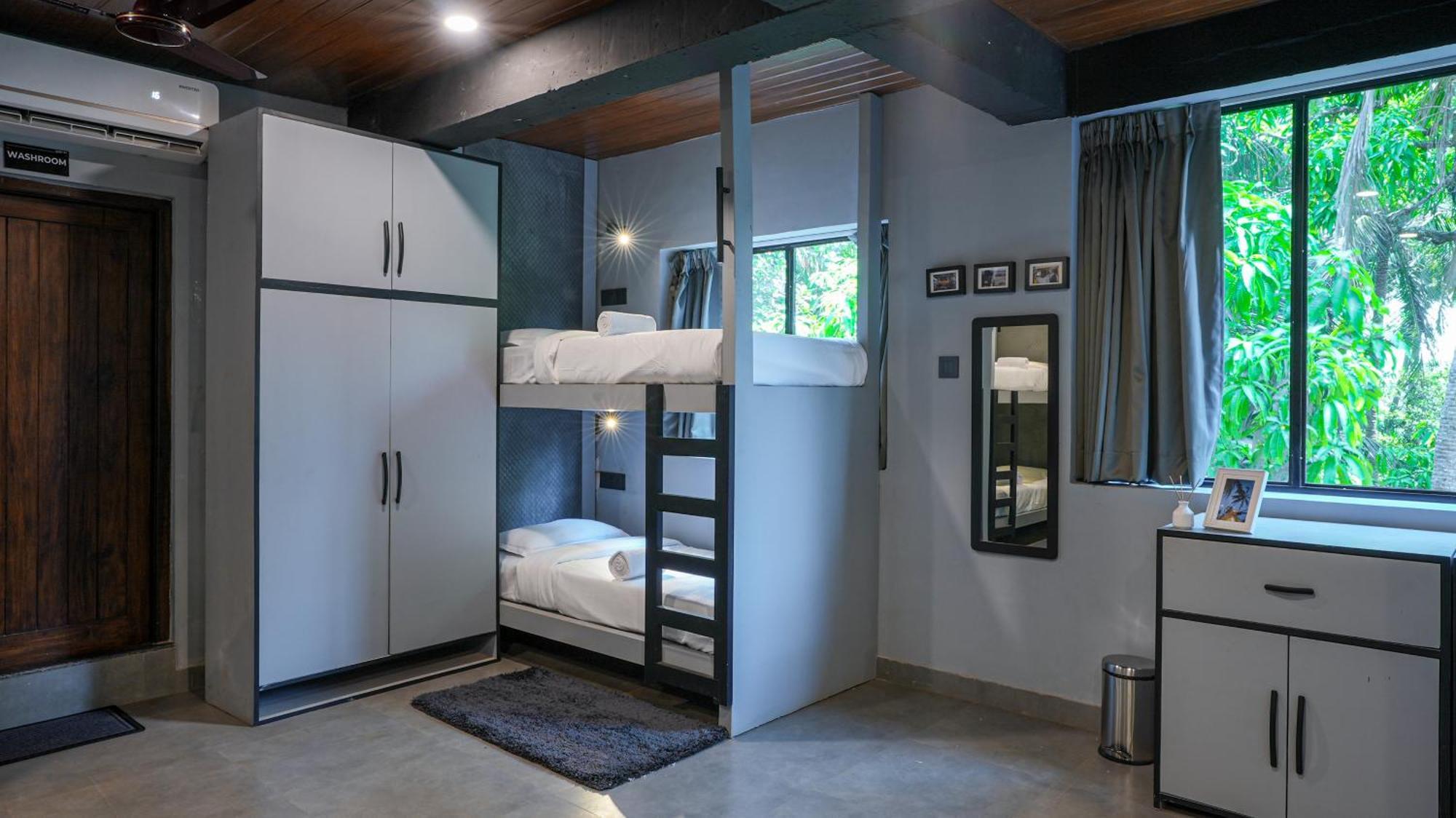 Sort By , Siolim