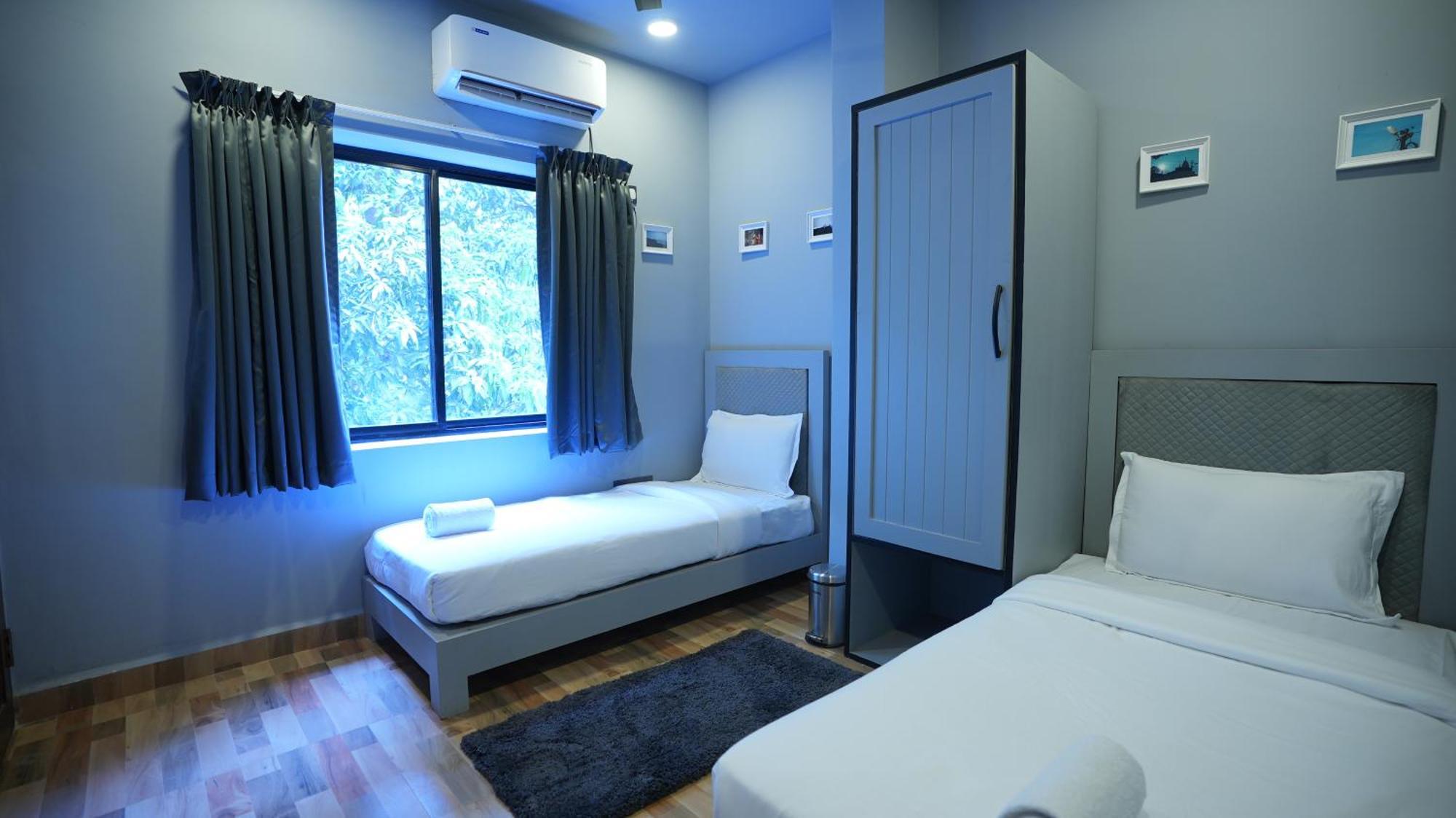 Sort By , * Siolim